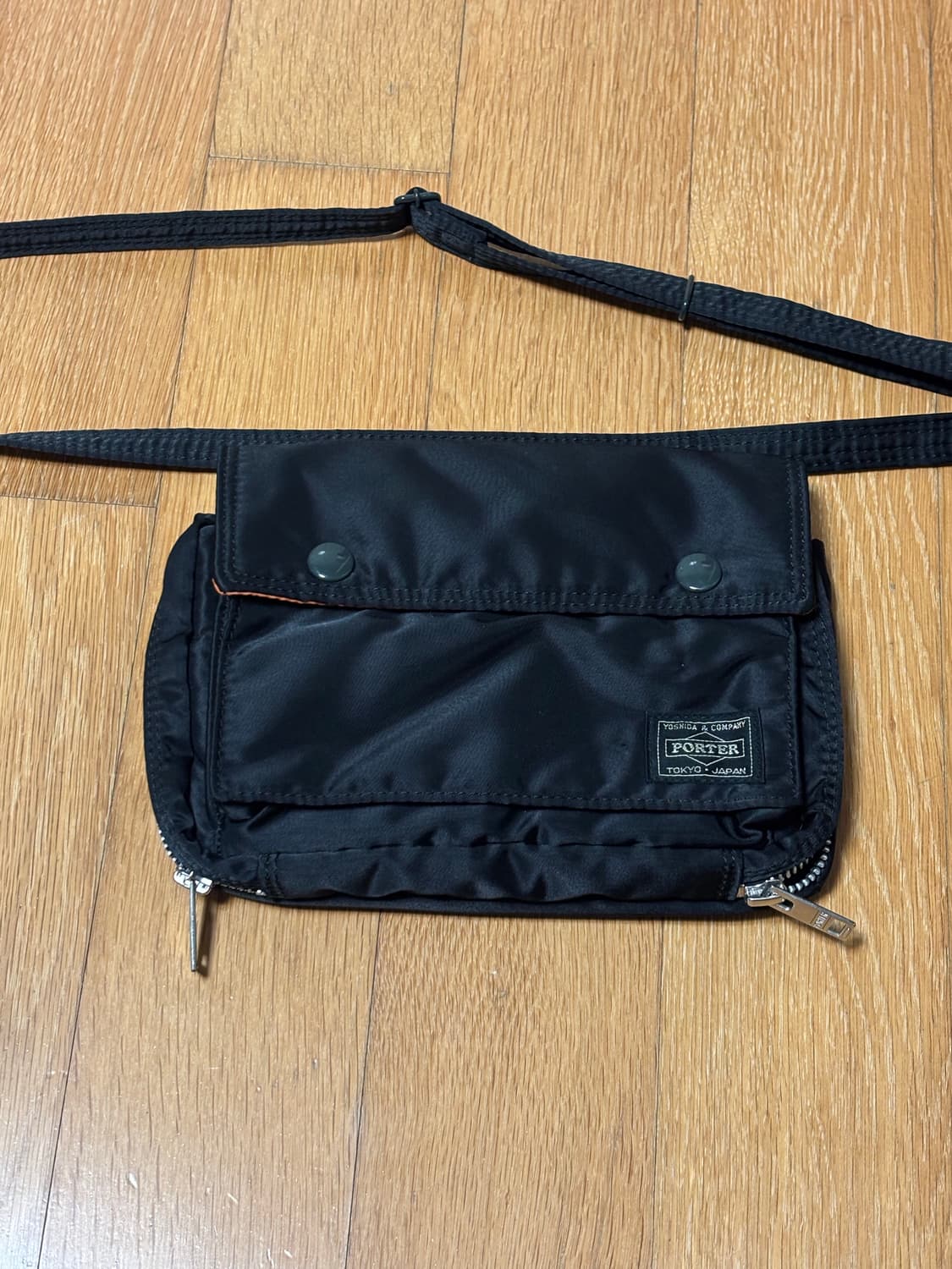 요시다포터 탱커 숄더백 상품이미지1