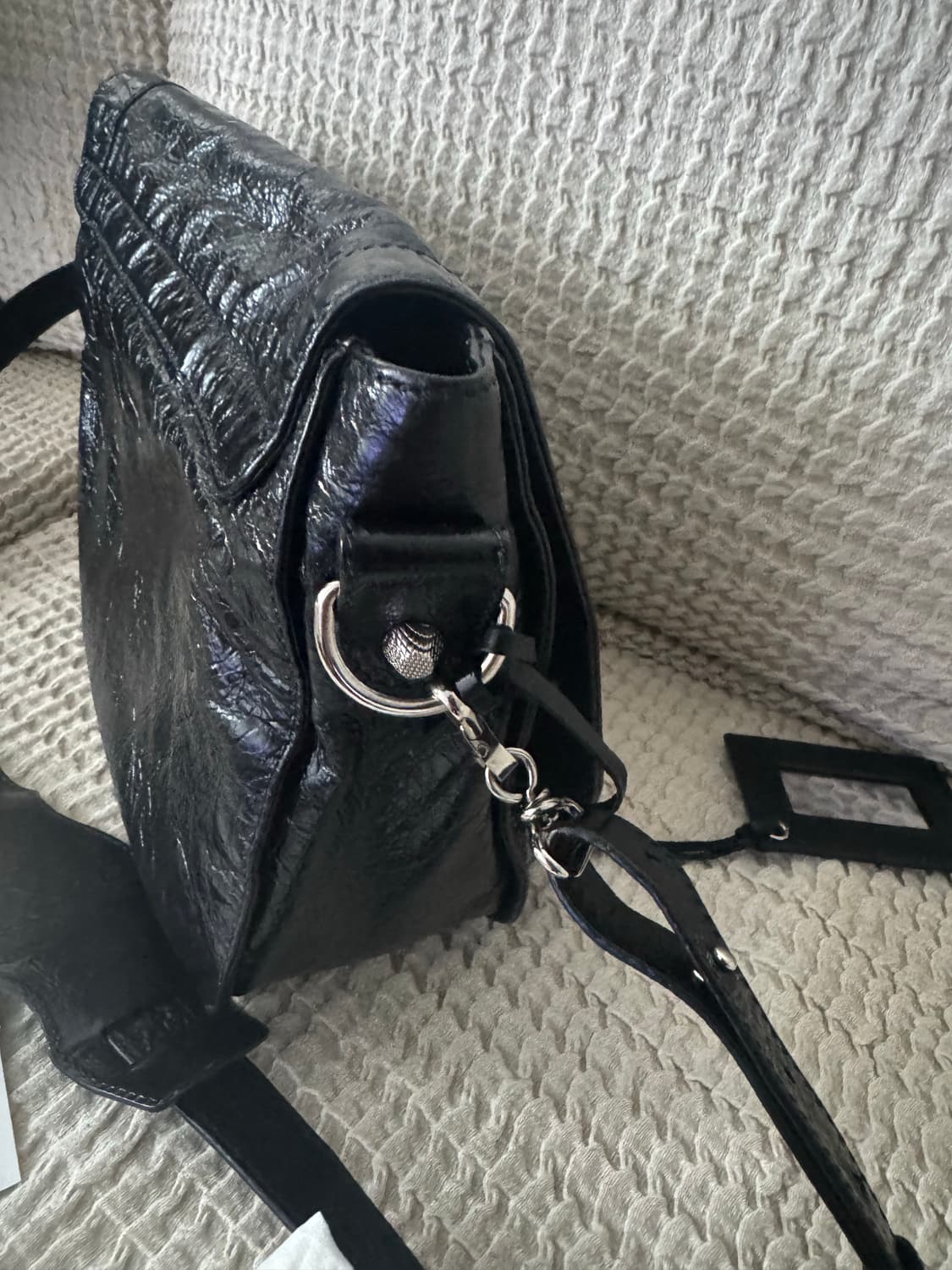 발렌시아가 자이언트 네오포크 플랩백 메신저백 모터백 크로스백 상품이미지4