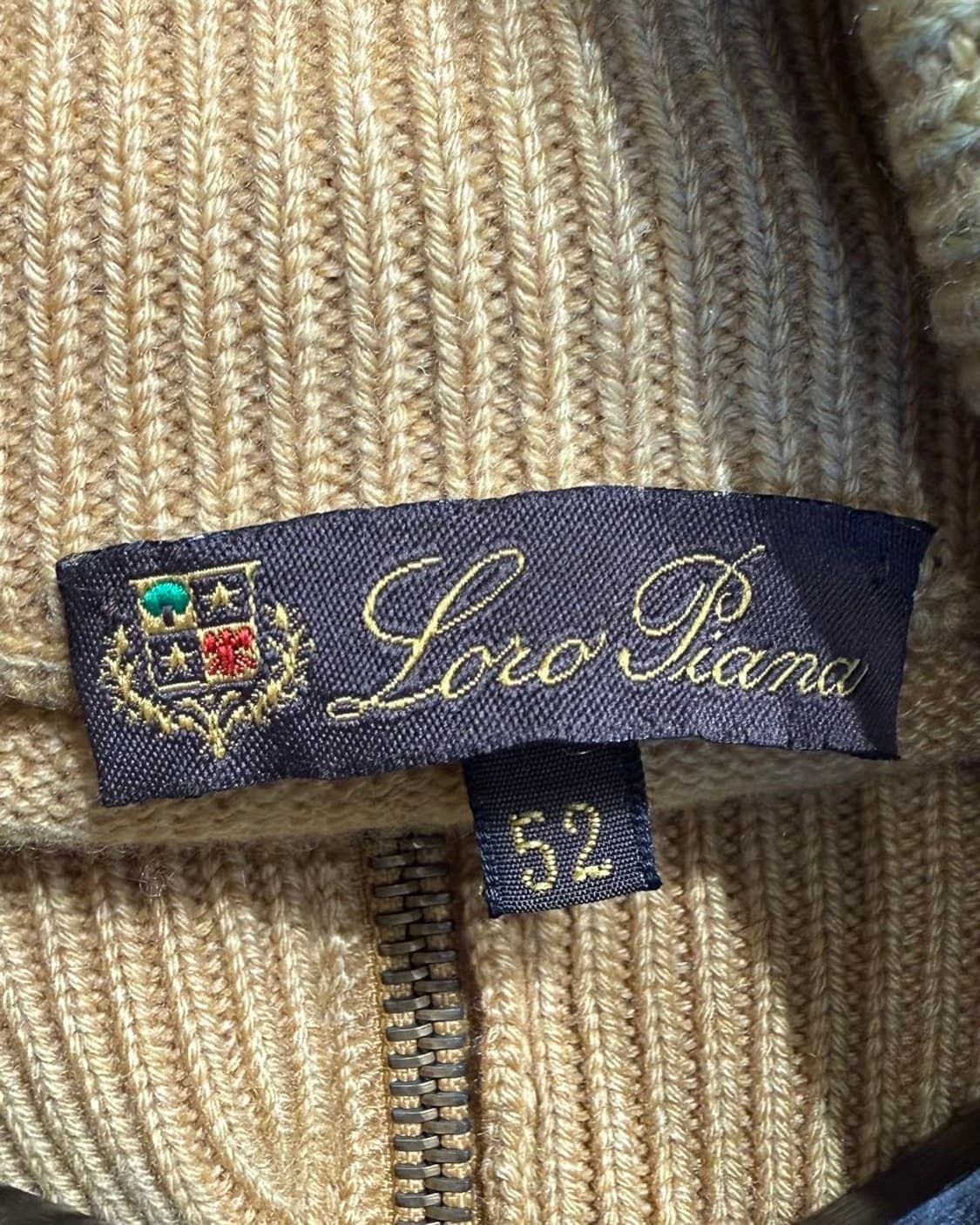 로로피아나 옐로우 캐시미어 니트 집업  상품이미지8