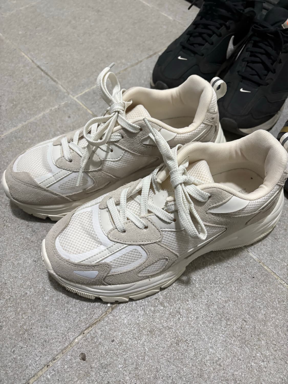 아키클래식 볼트 S 베이지(새상품) 상품이미지1