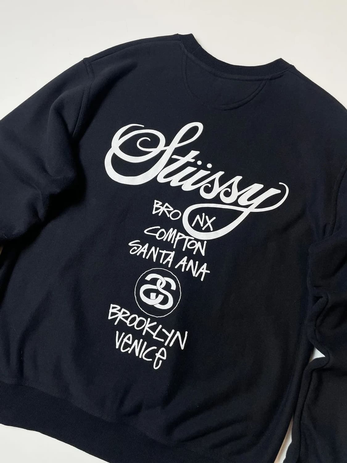 스투시 월드 투어 크루넥 코튼 맨투맨 PN9447 상품이미지5