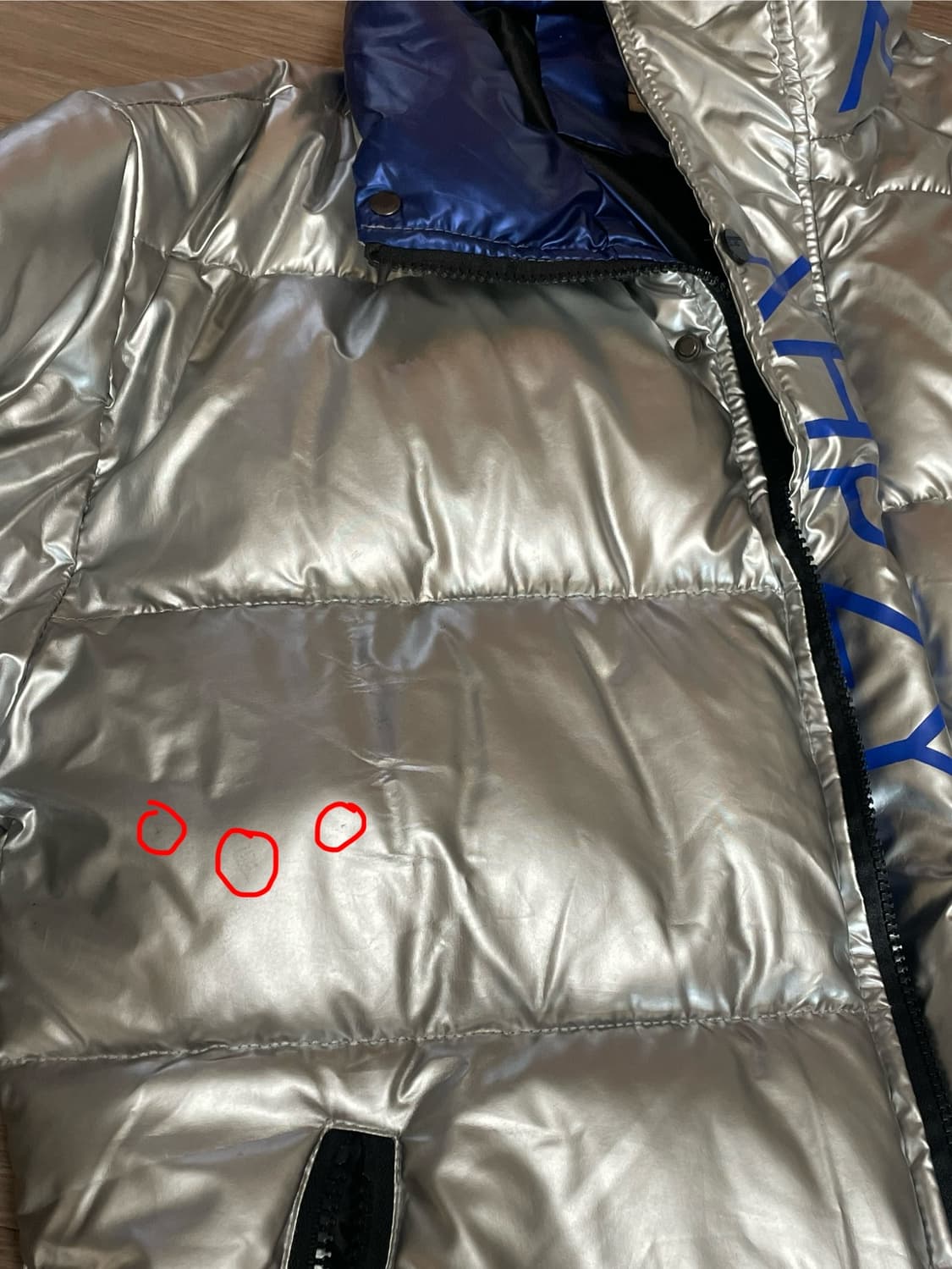 글로시 실버 디테일 푸퍼 자켓 상품이미지10