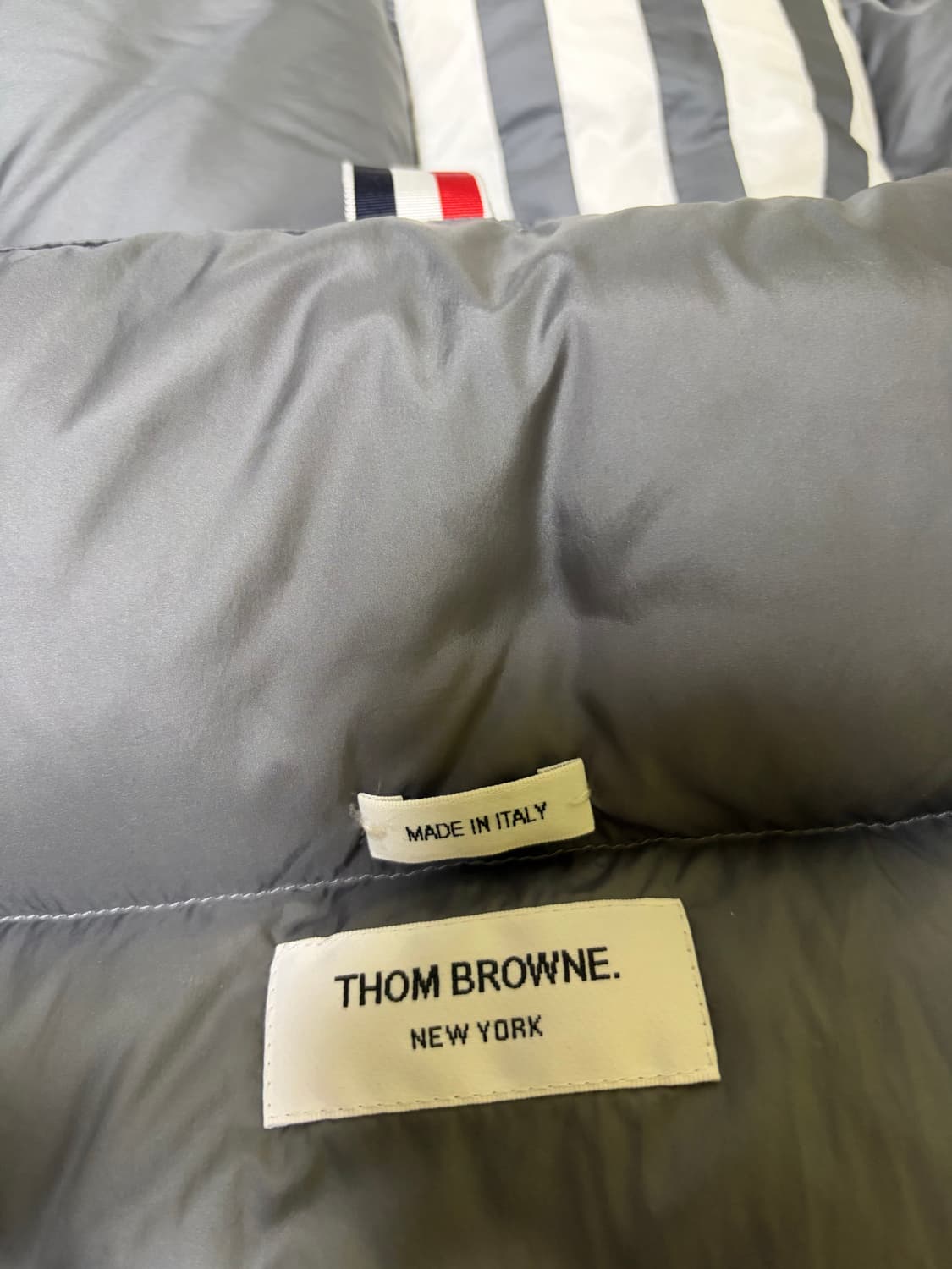 톰브라운 패딩 머플러 상품이미지2