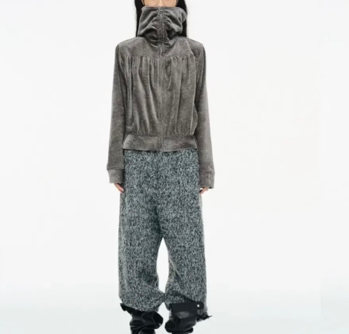 세릭 헤어리 와이드 팬츠 챠콜 상품이미지1