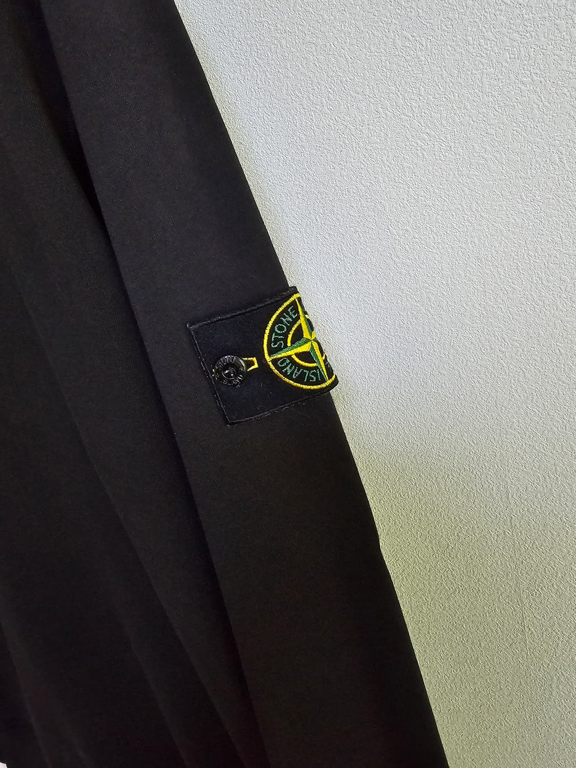 스톤아일랜드 블랙 맨투맨 티셔츠 상품이미지3