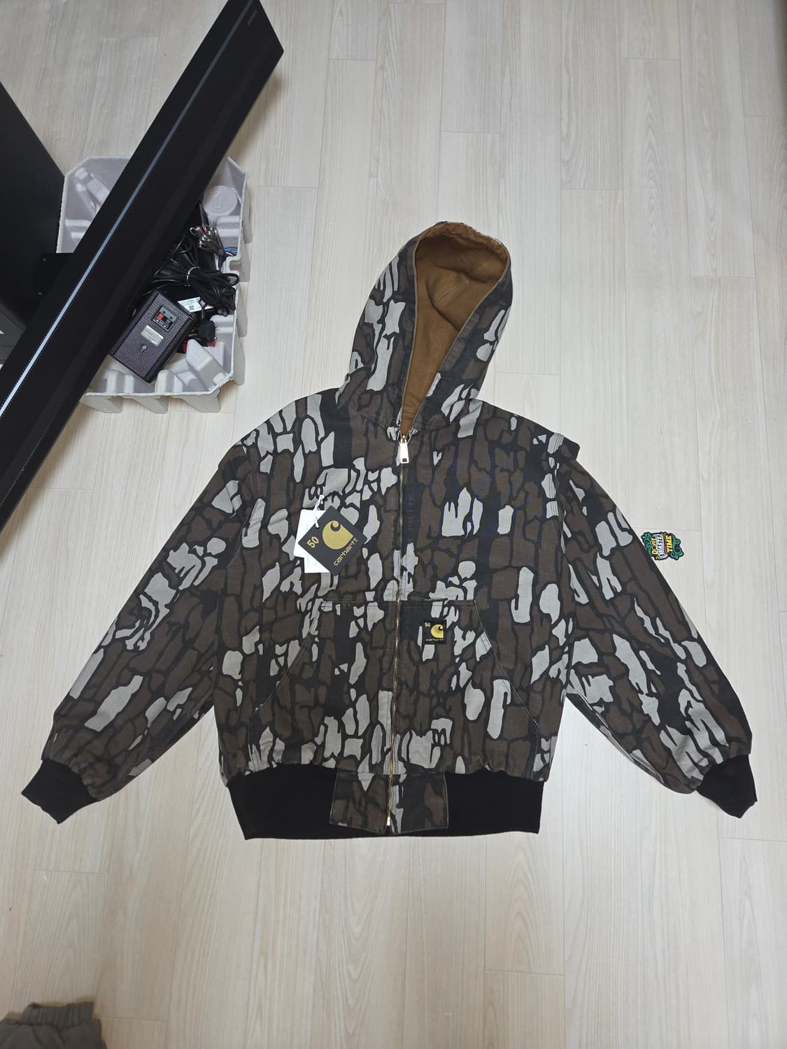 칼하트 wip 50주년 리버시블 액티브 자켓 상품이미지3