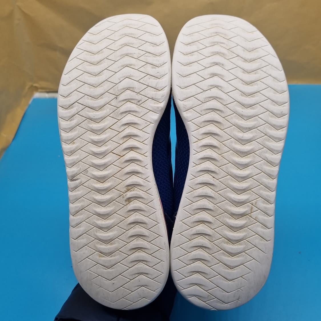 아디다스 런70s 운동화 225 상품이미지3