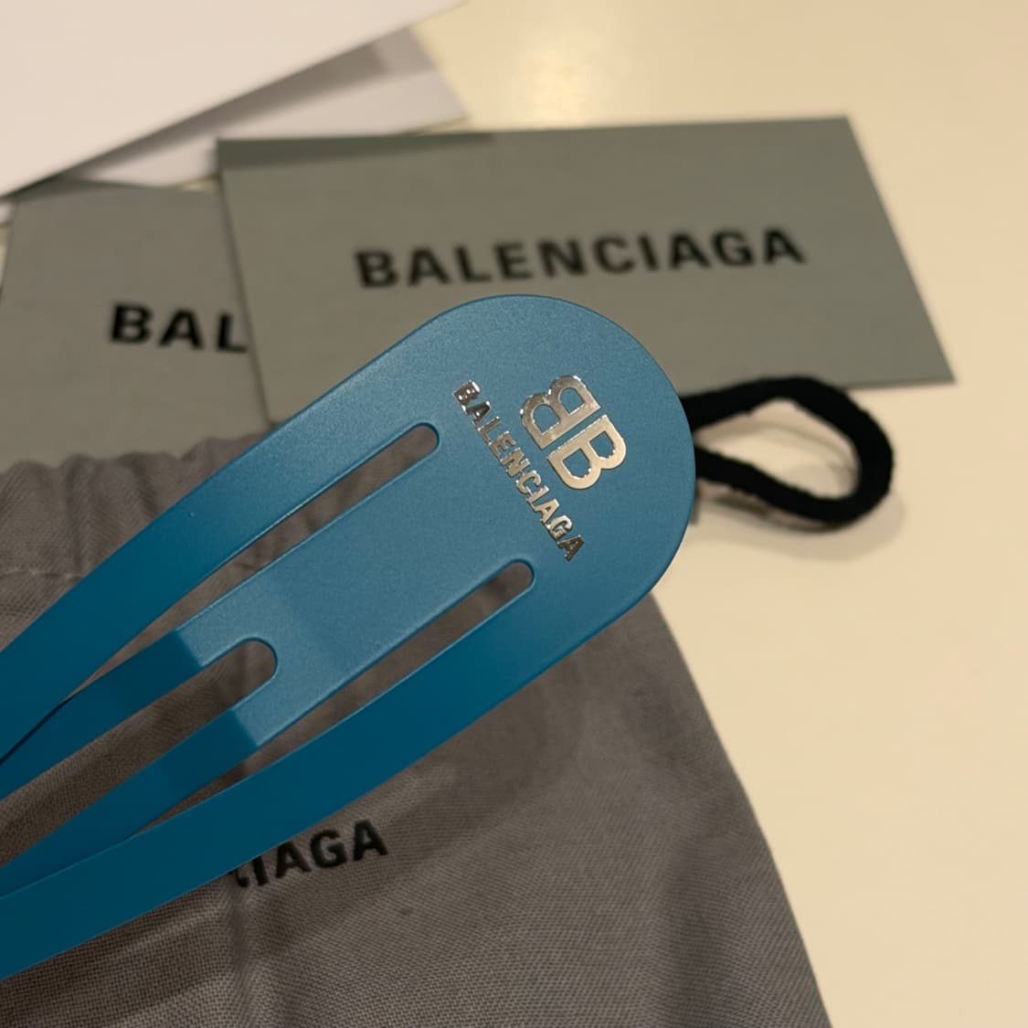 발렌시아가 헤어핀 상품이미지1