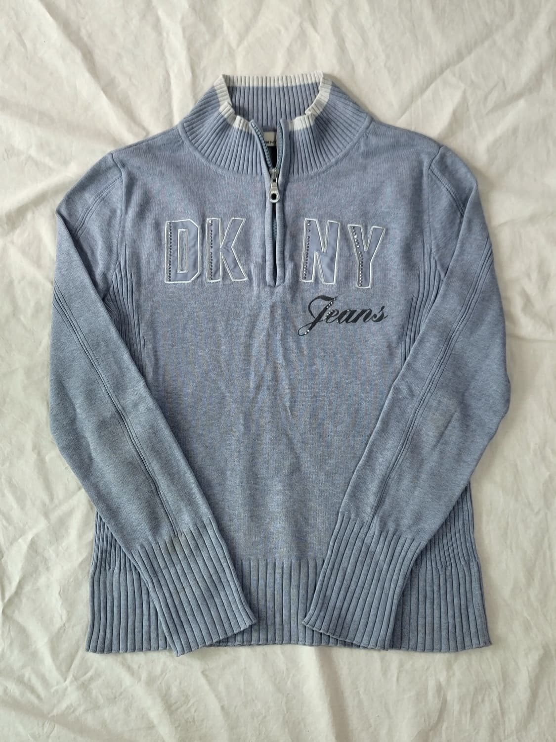 DKNY Jeans 하프넥 니트 티셔츠 상품이미지3