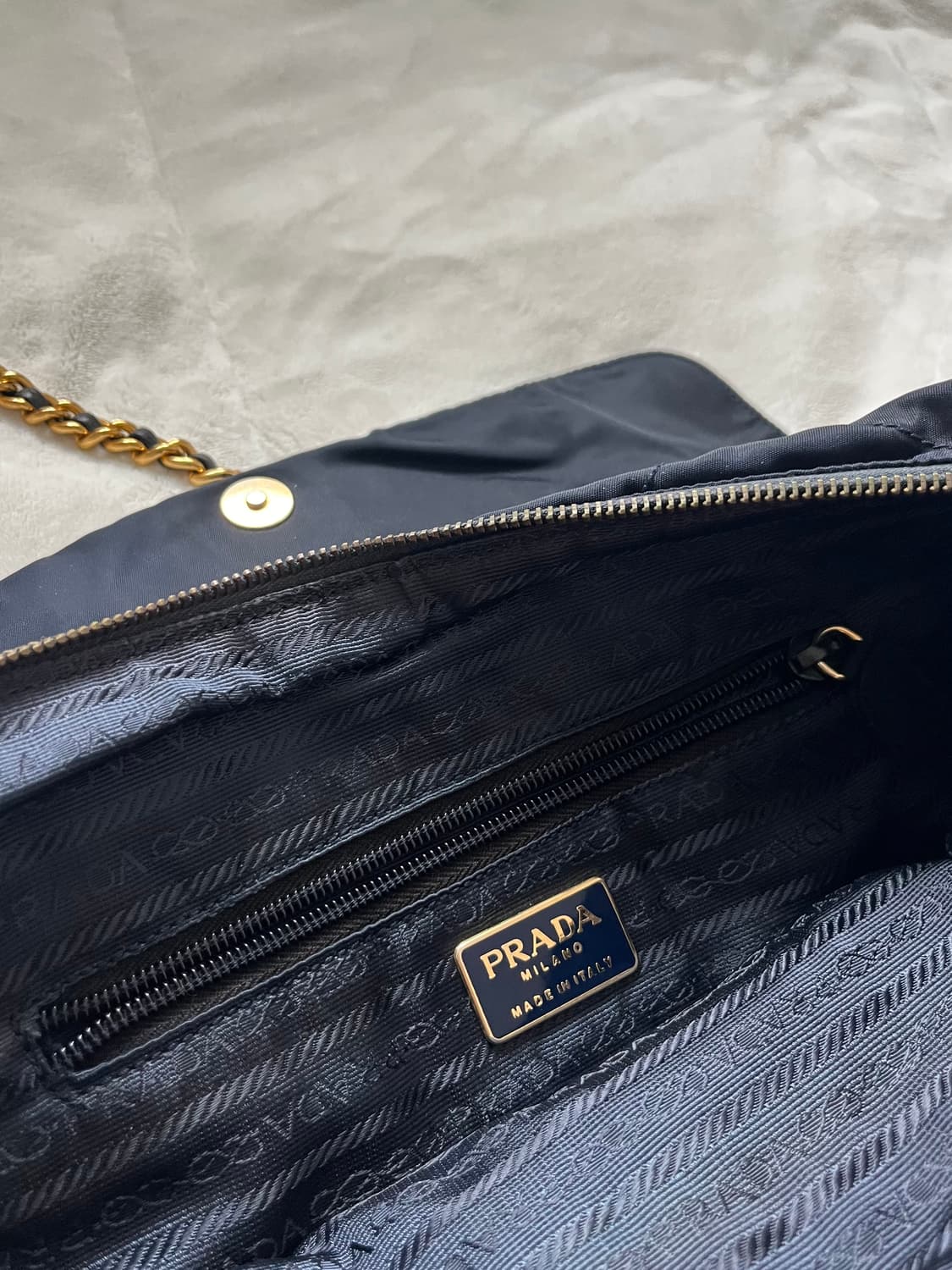 프라다 포코노 금장 체인 숄더백 가방 (정품) 상품이미지4