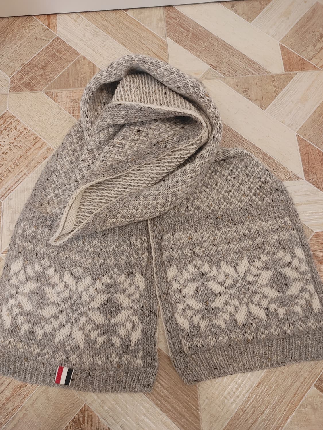 톰브라운 울 눈꽃 머플러 상품이미지3