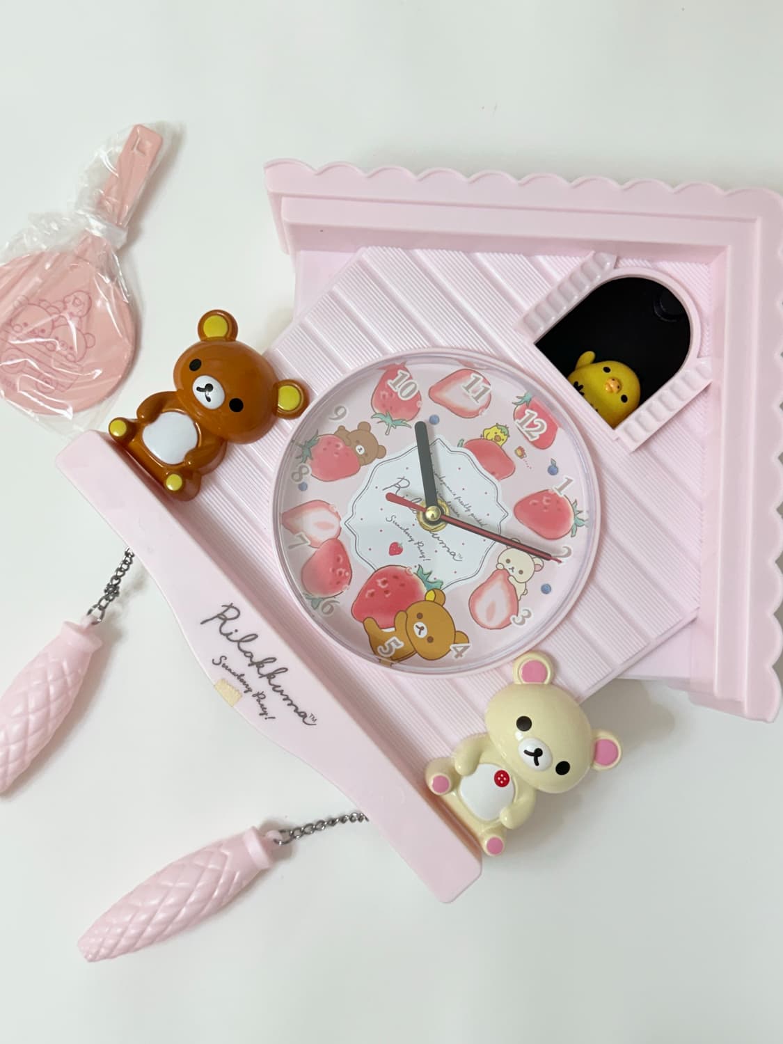 리락쿠마 스트로베리 파티 벽시계 상품이미지2