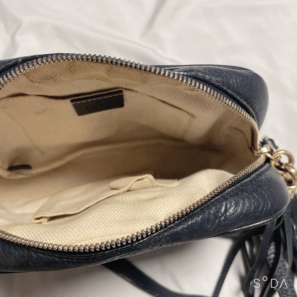 구찌 소호 태슬 디스코백 네이비 상품이미지7