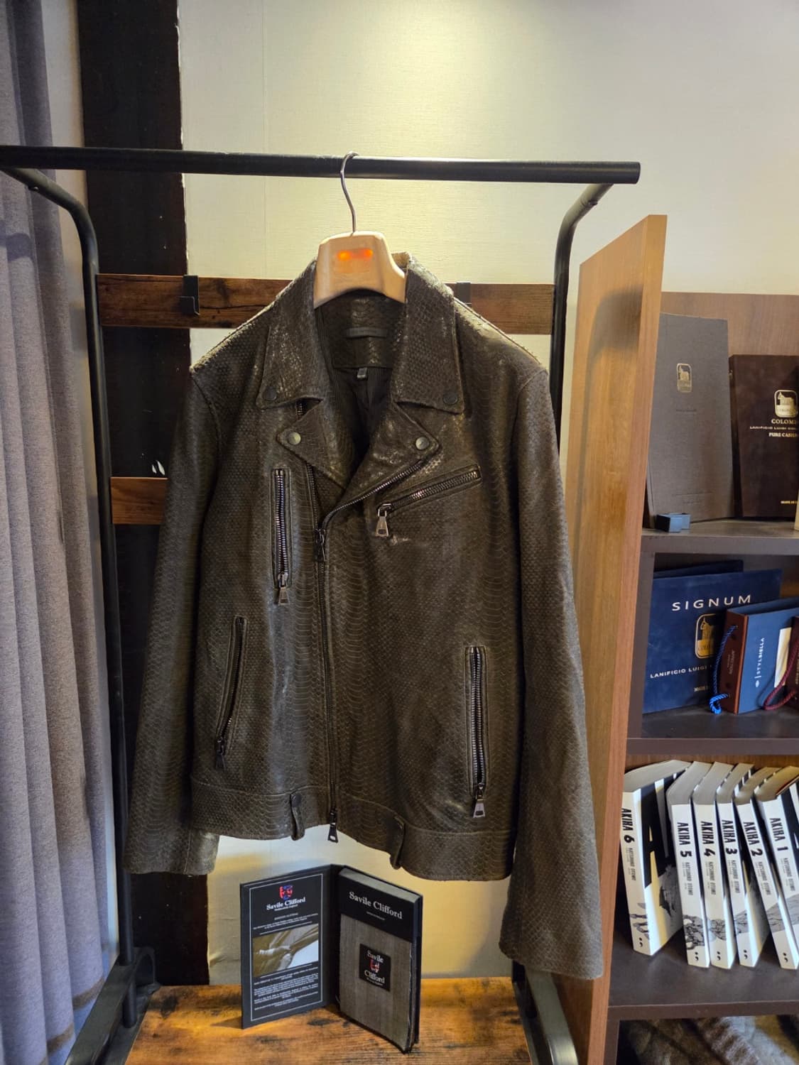 존바바토스 스네이크스킨 라이더자켓 상품이미지9