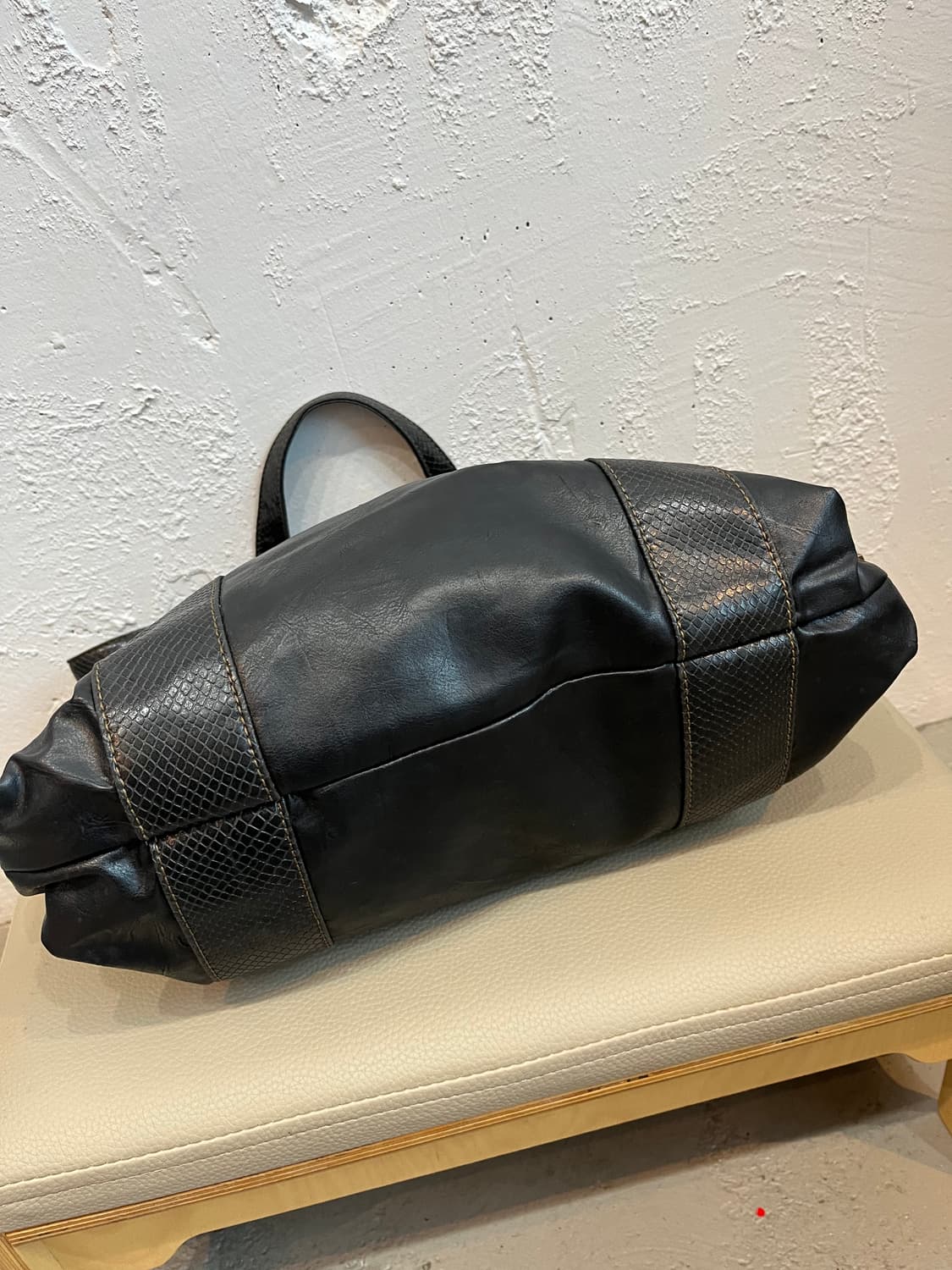 ANNE KLEIN 레더 숄더백  상품이미지5