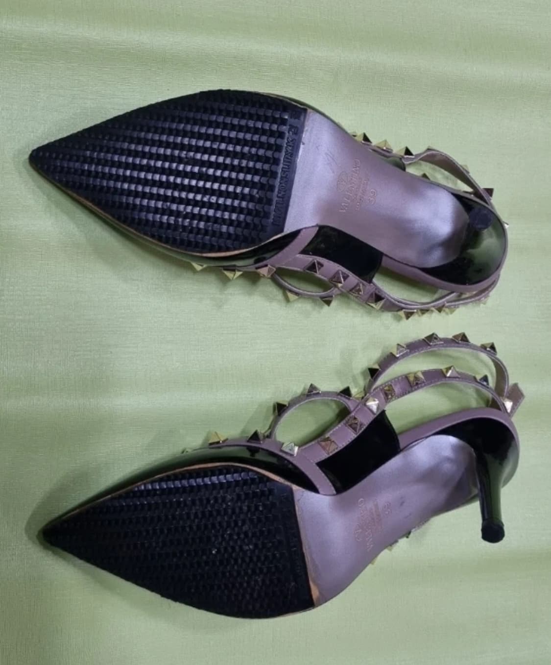 Valentino 발렌티노  락스터드힐 라벤더 블랙 39 상품이미지4