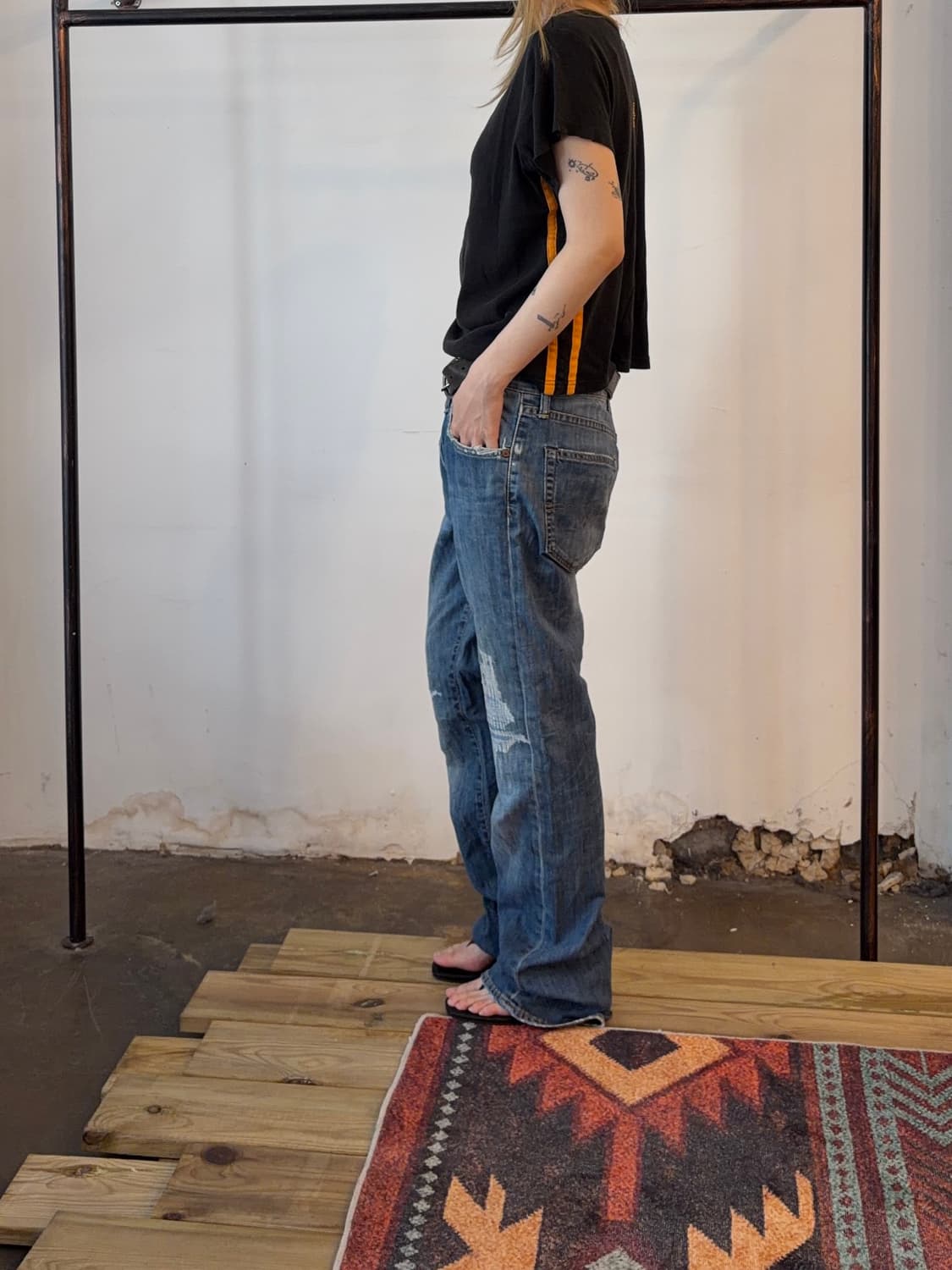 Levi’s 527 부츠컷 데님 팬츠 | 디스트레스드 워싱 상품이미지2