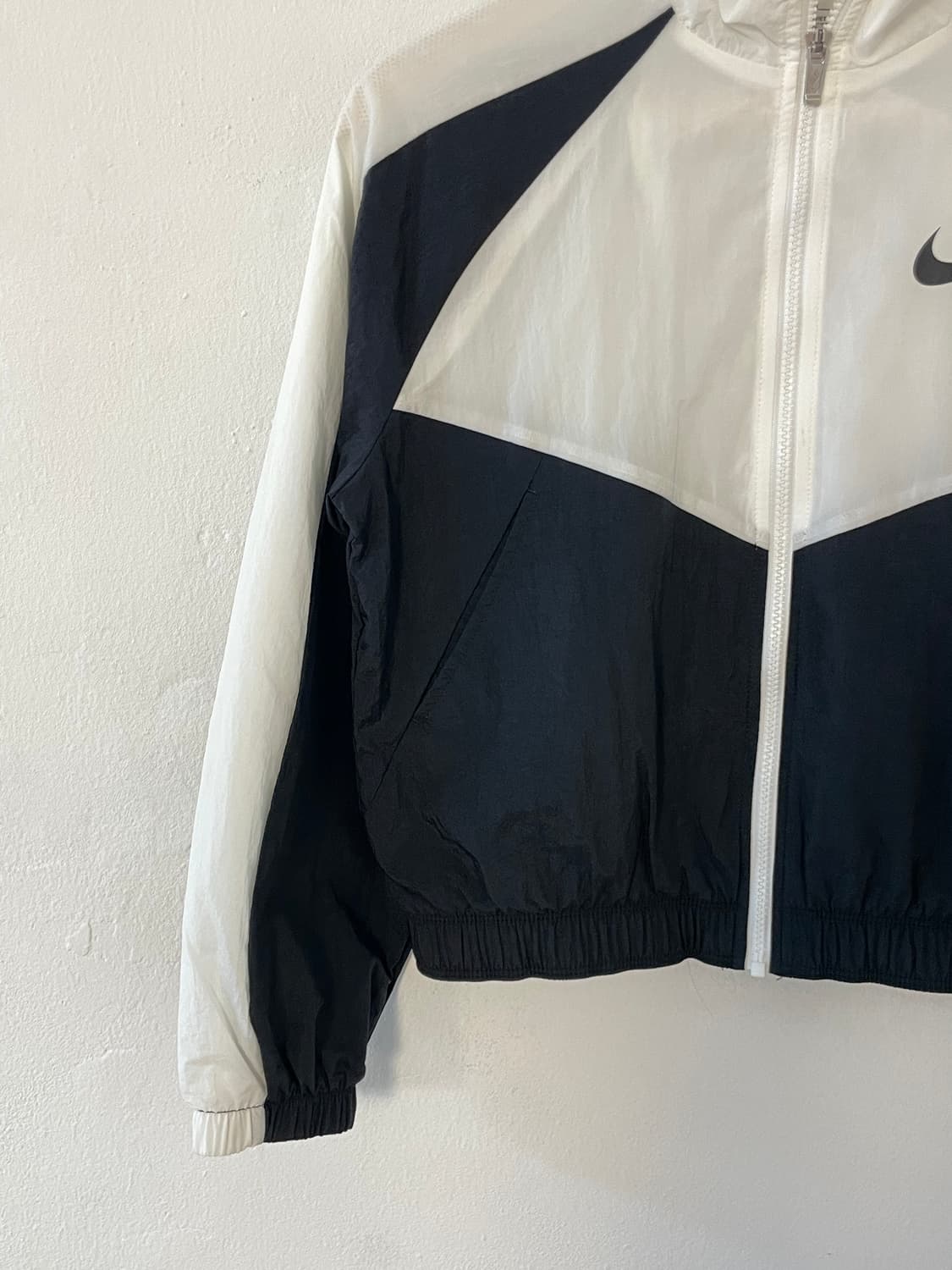 나이키 빅 스우시 크롭 자켓  상품이미지2