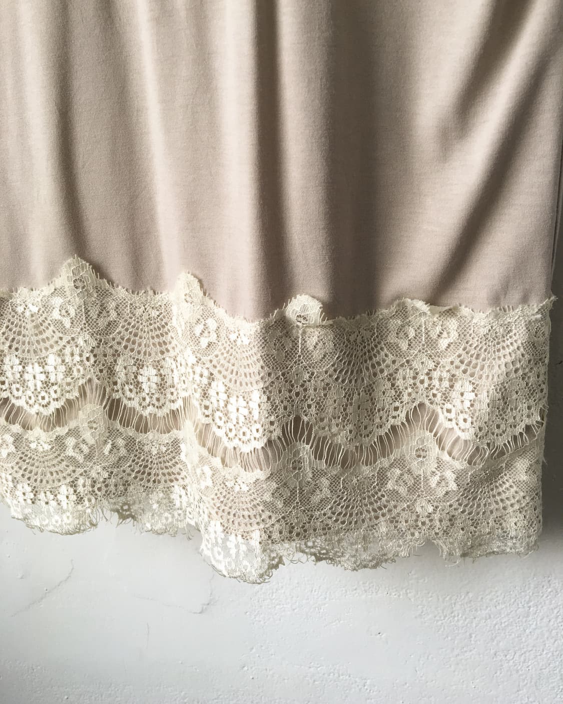 axes femme beige Lace trimming sleeveles 상품이미지6