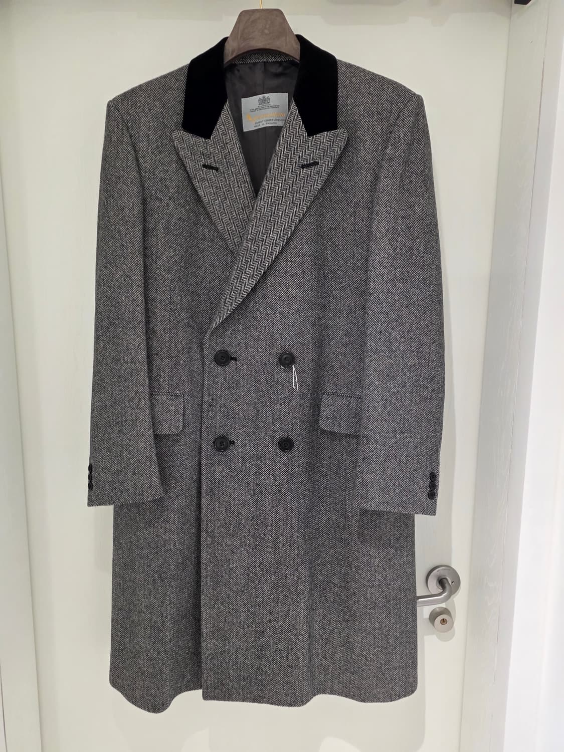 아쿠아스큐텀 더블브레스티드 헤링본 코트 상품이미지1