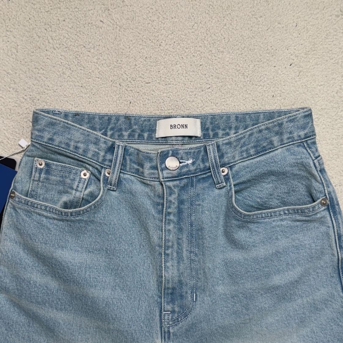 새상품 브론 25SS 프리미엄 오르타 588 데님 팬츠 연청 S 상품이미지2