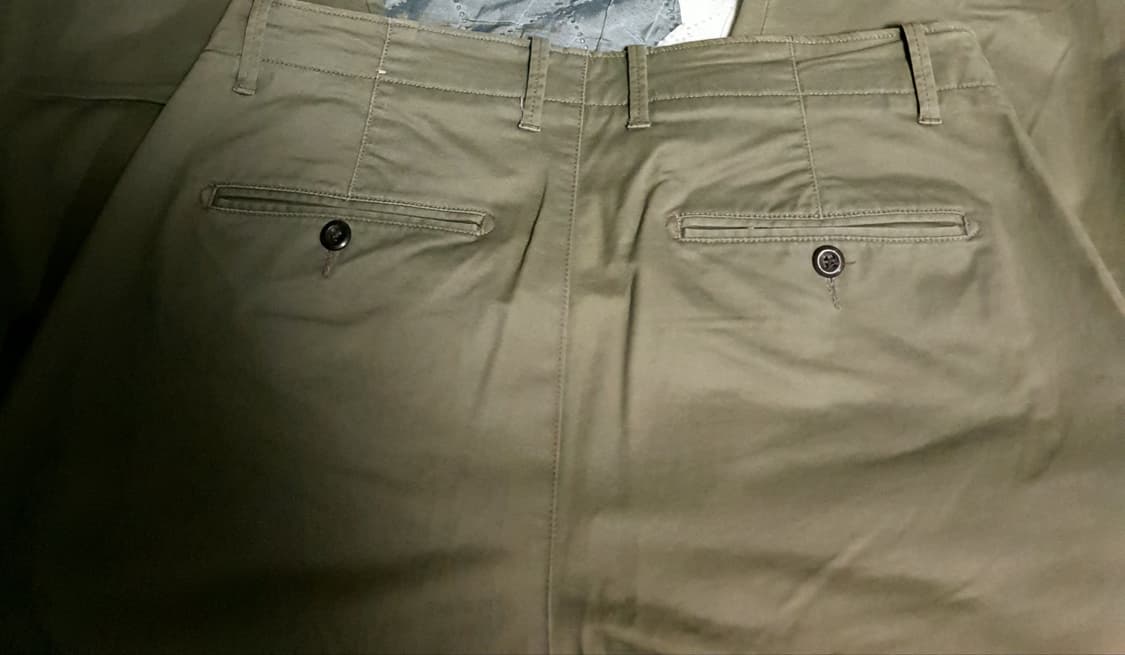 지오다노 컴포트 클래식 스판 테이퍼드 치노팬츠 카키 (32) 상품이미지3