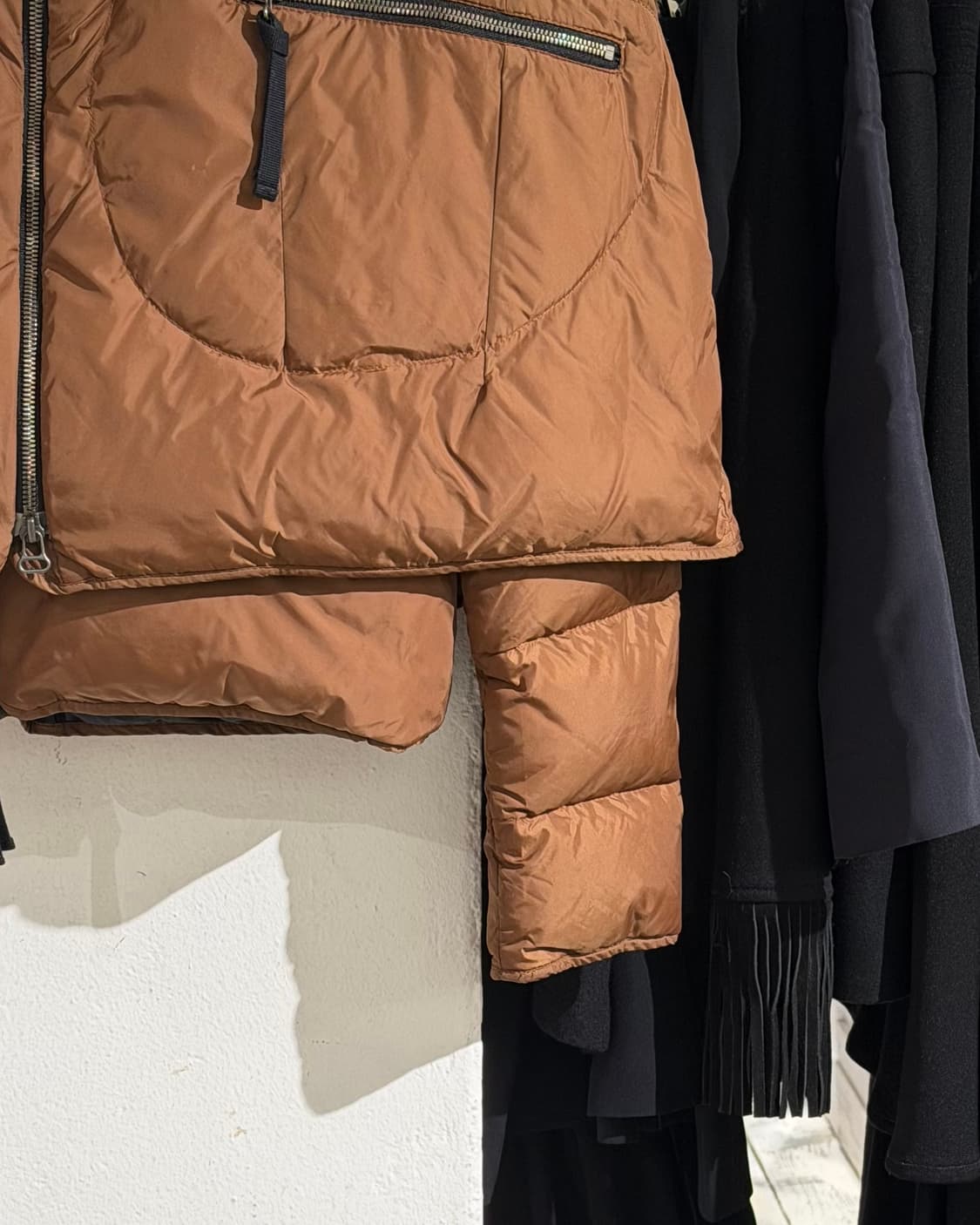 마르니 브라운 블랙 배색 윈터 컬렉션 2011 케이프 덕 다운 패딩 상품이미지6