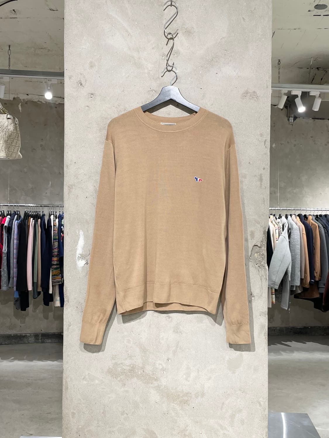 메종 키츠네 베이지 폭스 로고 울 니트 상품이미지1