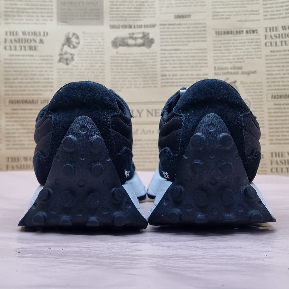 뉴발란스 327 블랙 운동화 225 상품이미지4