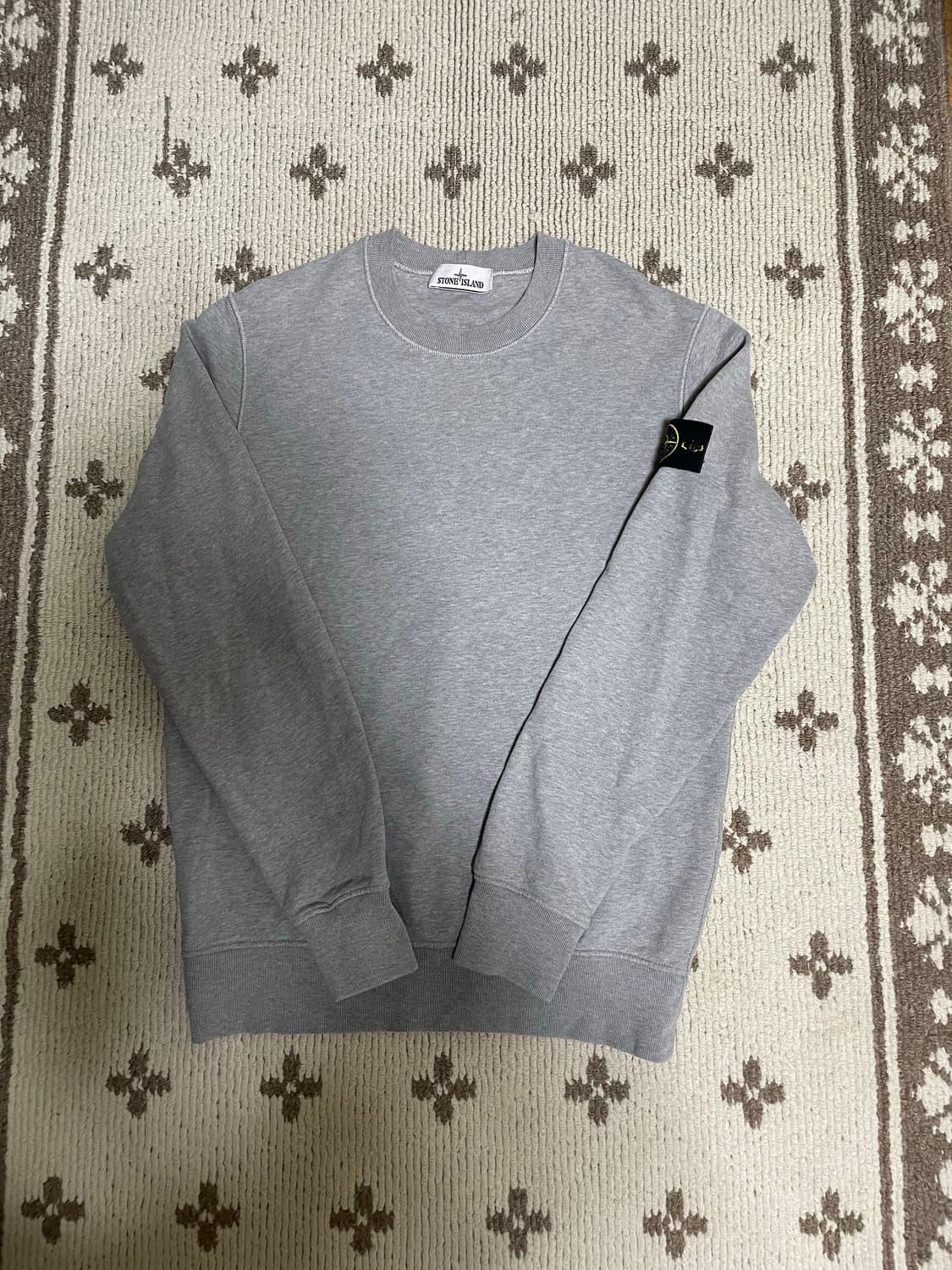 스톤아일랜드 22fw 맨투맨 상품이미지1