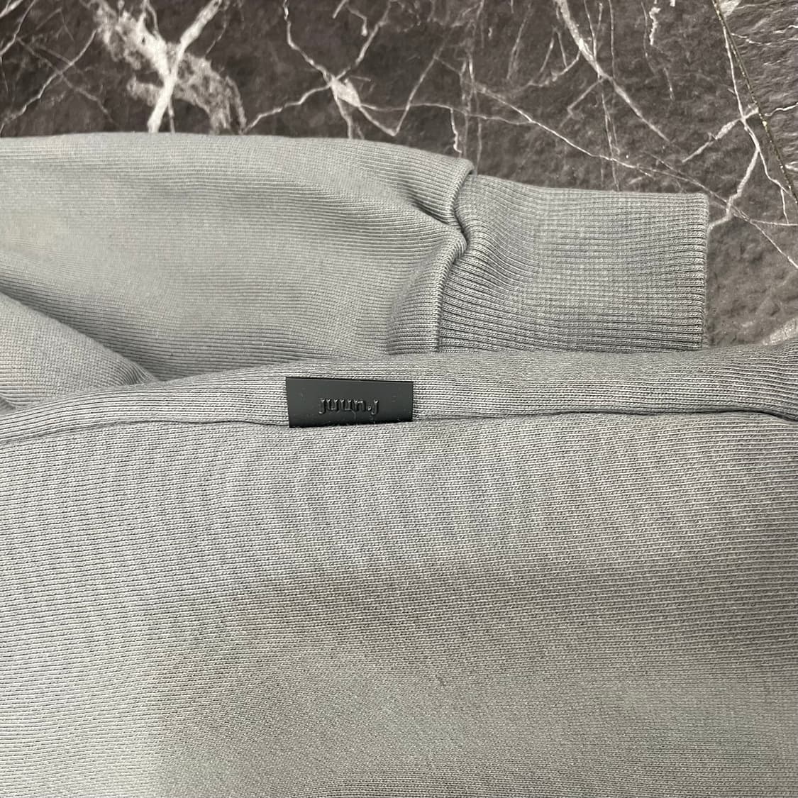 JUUN.J 준지 20FW 엠브로이더리 레터링 맨투맨 상품이미지7