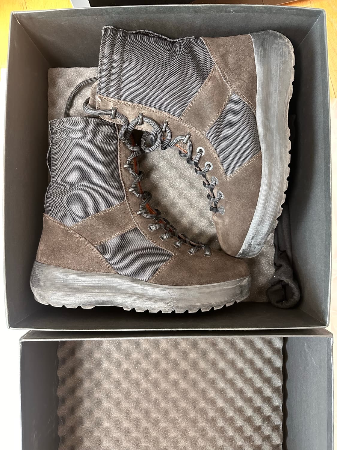 이지 시즌 3 부츠 상품이미지1