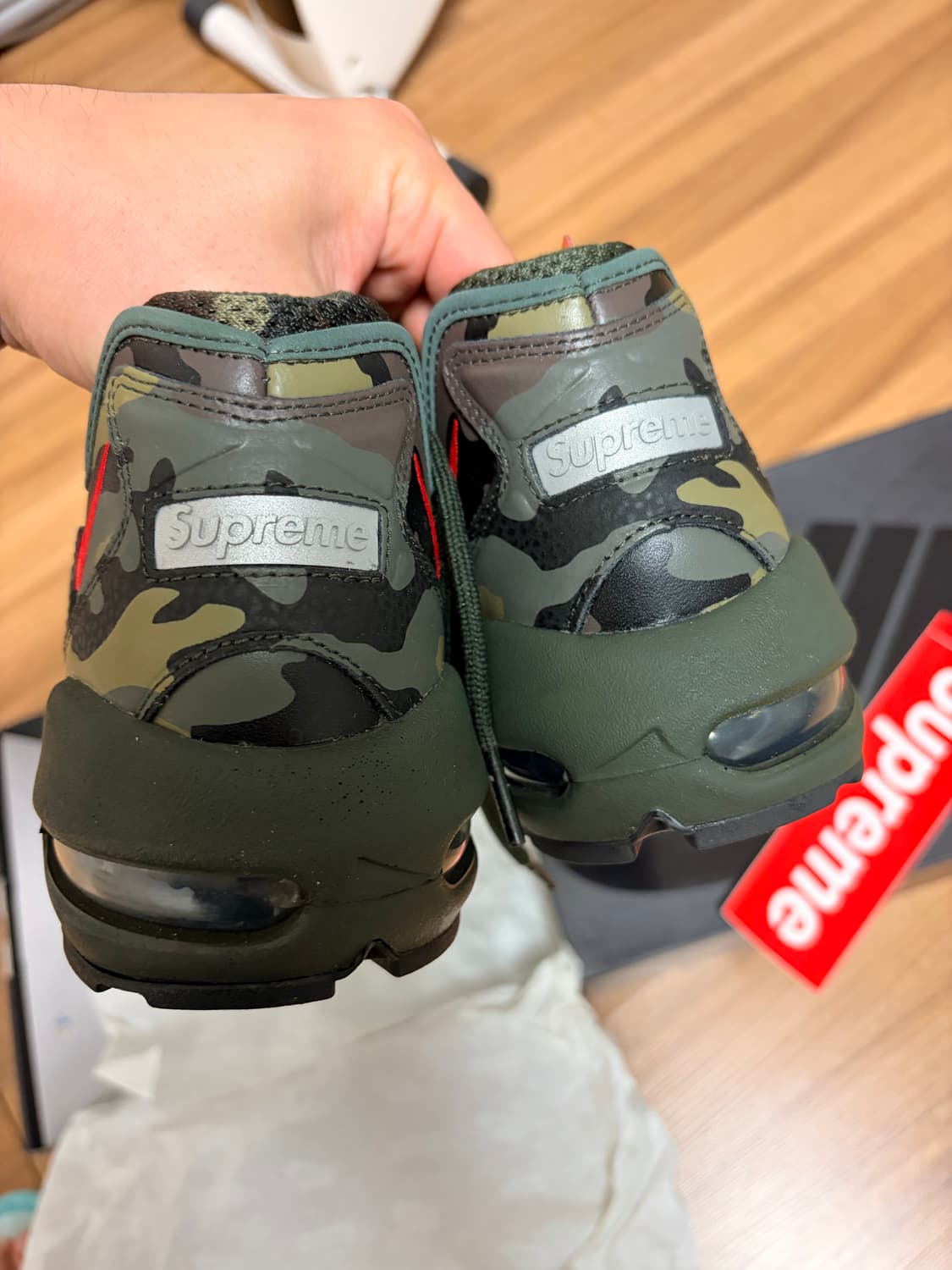 슈프림 에어맥스 96 카모 상품이미지4