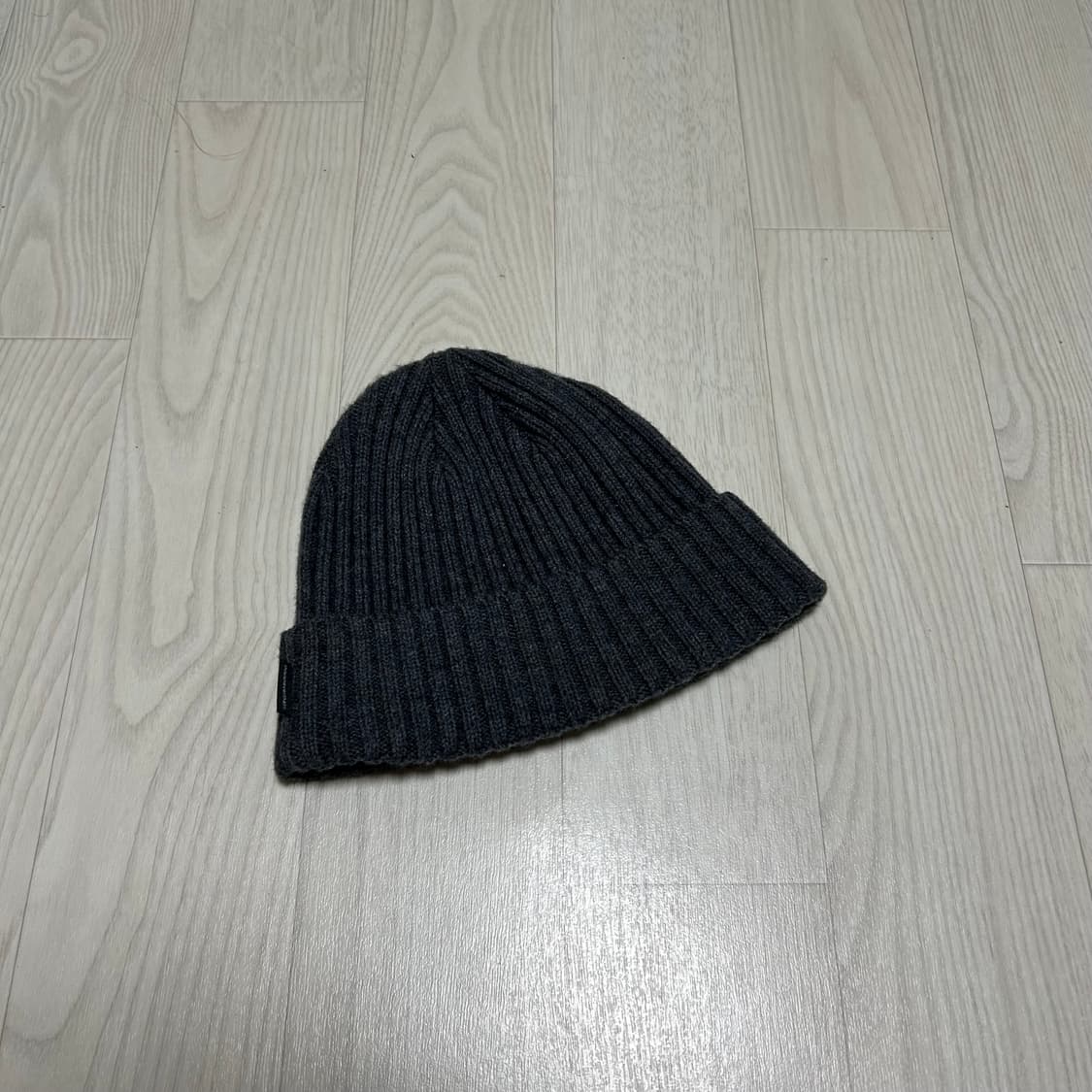 [FREE] 디스이즈네버댓 t로고 비니 그레이 상품이미지2