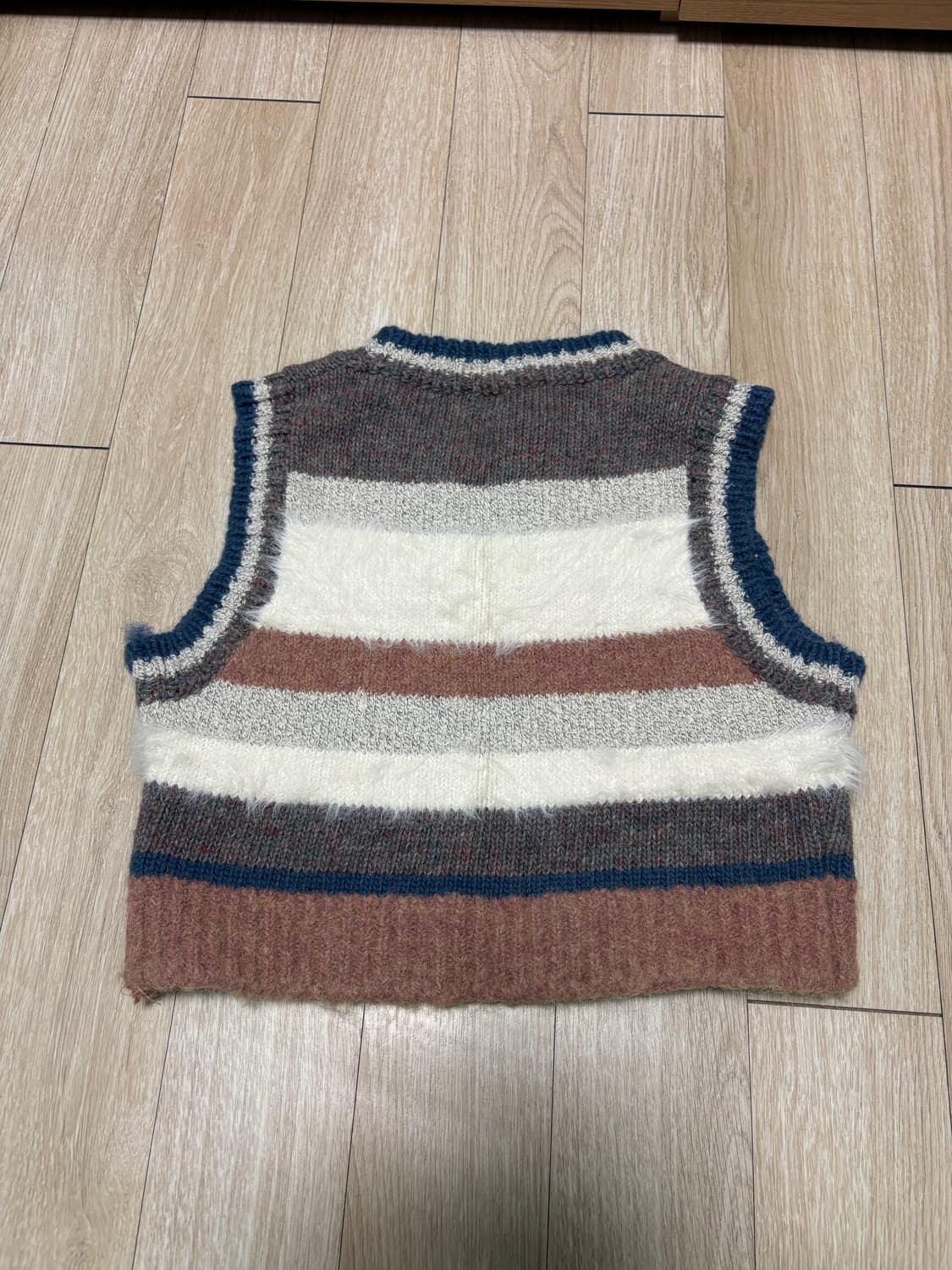 다이애그널 믹스드 스트라이프 니트 베스트 상품이미지2