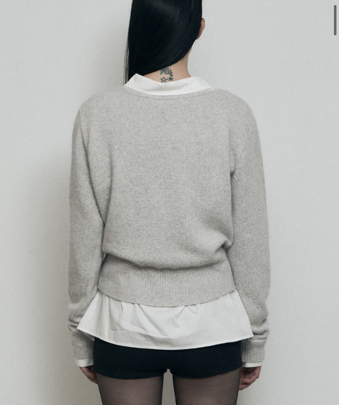 보헤미안 서울 루즈핏 브이넥 울니트 그레이 상품이미지2