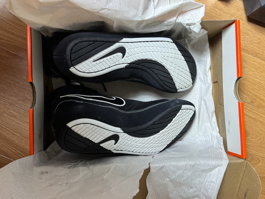 새상품 나이키 스피드스윕 VII 레슬링화 275mm 상품이미지2