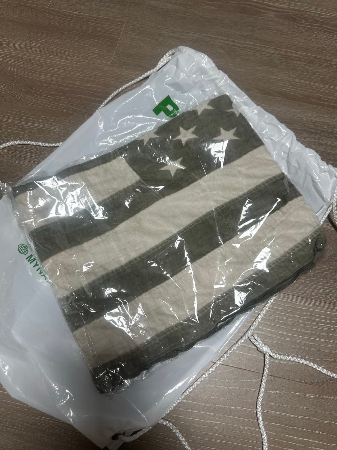 마이네임이즈피터 성조기 스카프 올리브 상품이미지2