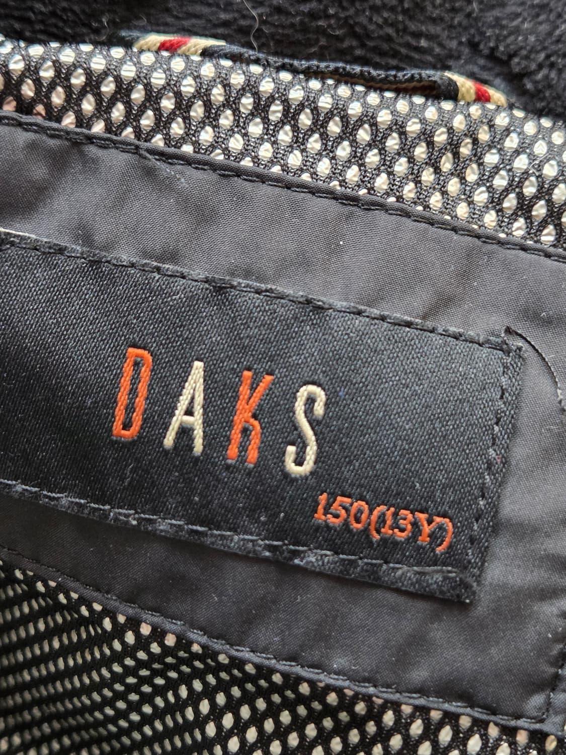 닥스키즈 150사이즈 롱패딩입니다. 블랙 색상이라 남아 여아 모두 잘 어 상품이미지5