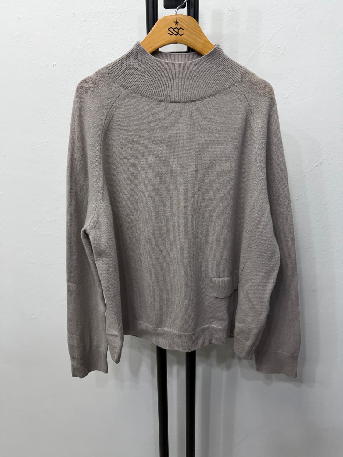 정품) 엘라코닉 캐시미어100 라운드넥 니트 66 상품이미지1