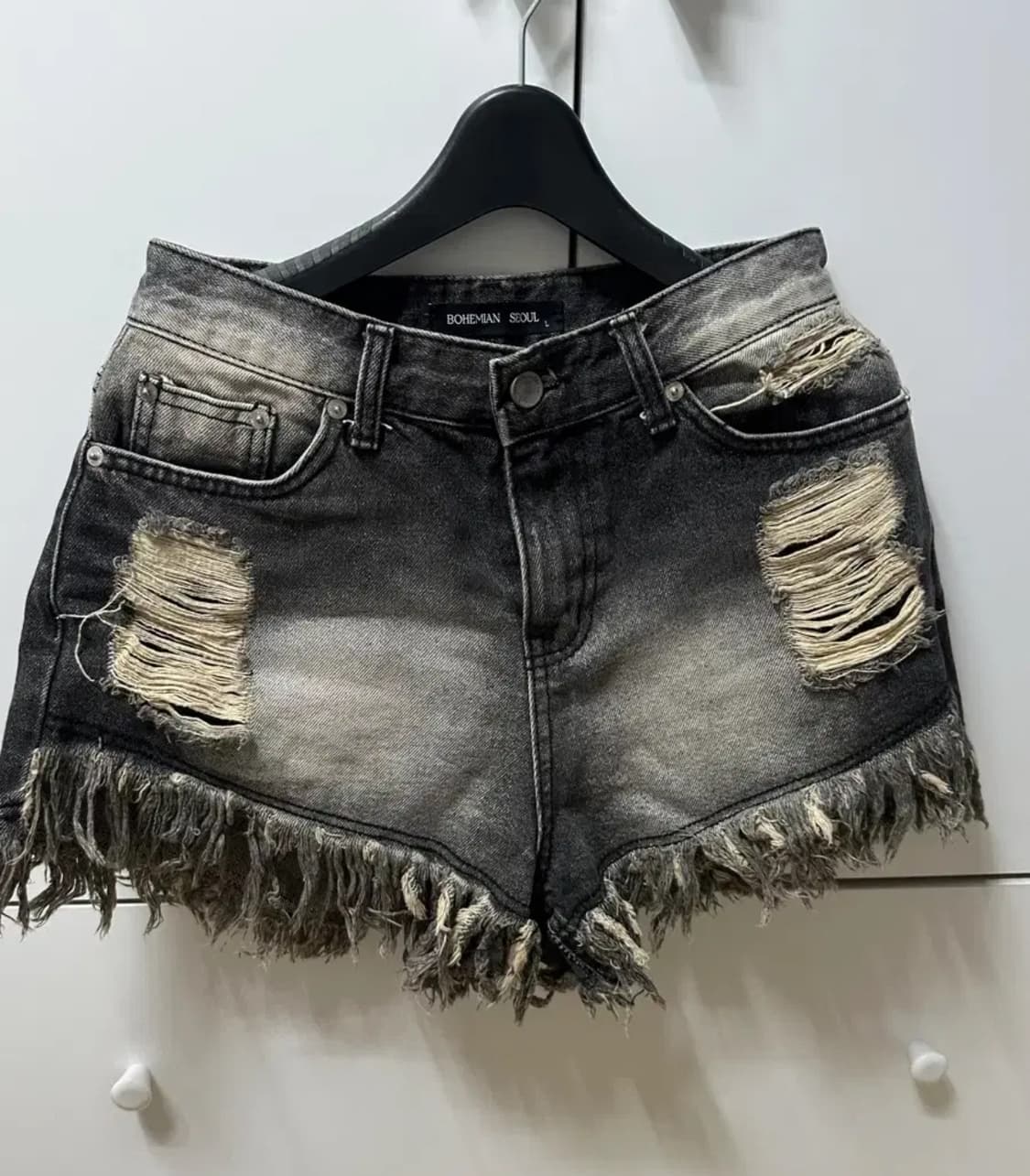 BOHEMIAN SEOUL 데미지 데님 반바지 상품이미지1