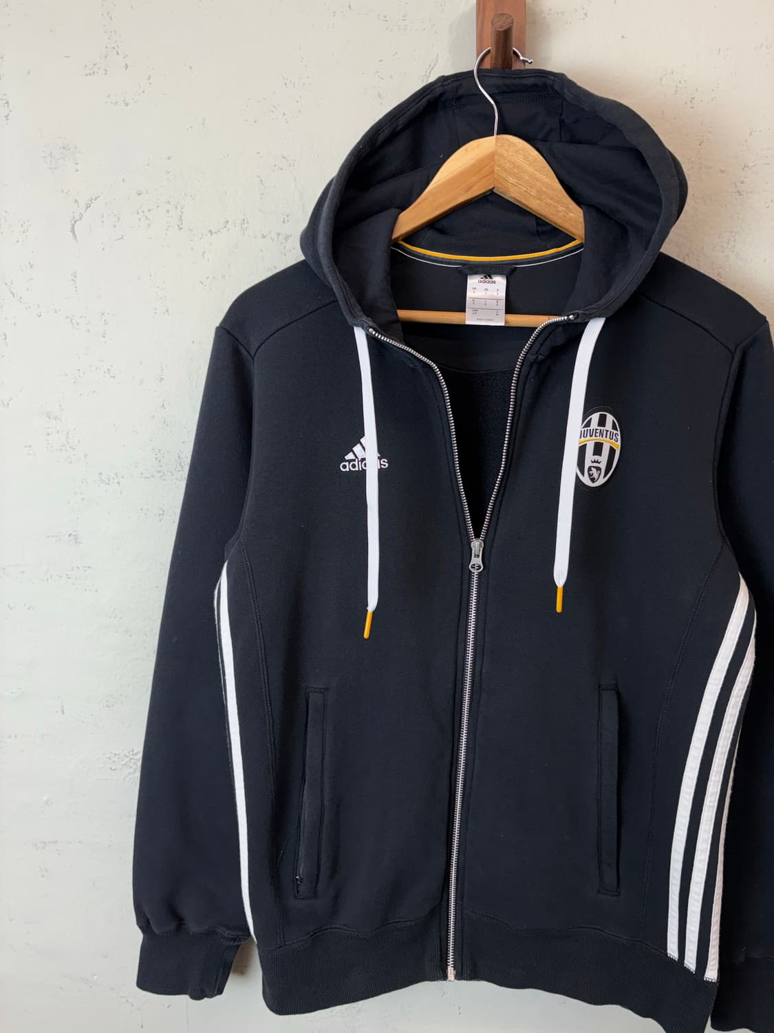 아디다스 빈티지 유벤투스 삼선 후드집업 블랙 상품이미지5