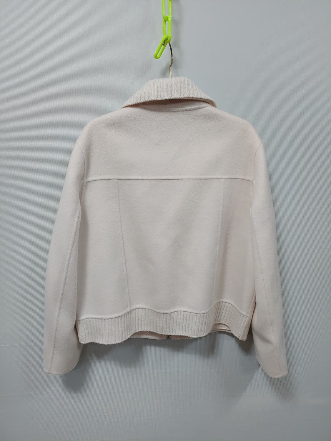 에센셜 앤트워프 크롭 자켓 아이보리 여성 66 상품이미지2