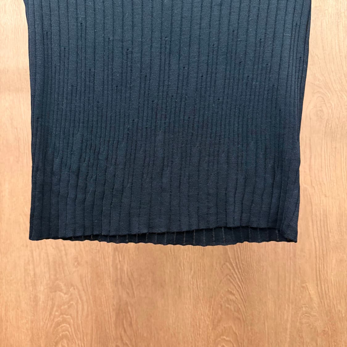 랑방 컬렉션 리브 니트 반팔 티셔츠 시어 미니멀 슬림핏 블랙 상품이미지5