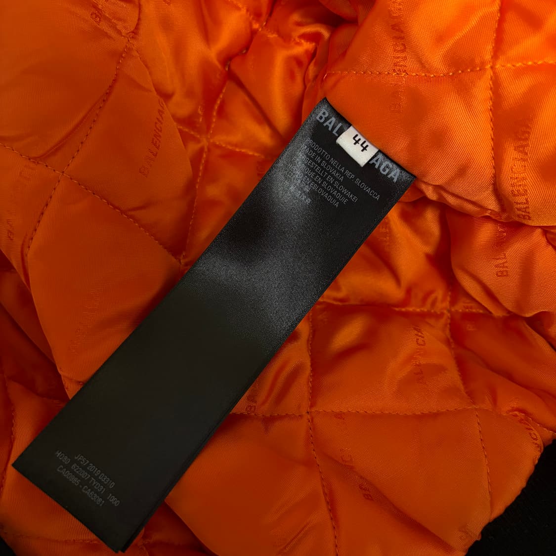 발렌시아가 마스터 로고 봄버 자켓 44 상품이미지6