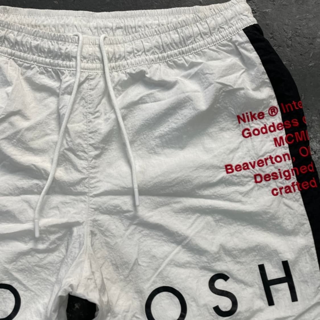 100 나이키 NSW 스우시  반바지 상품이미지2
