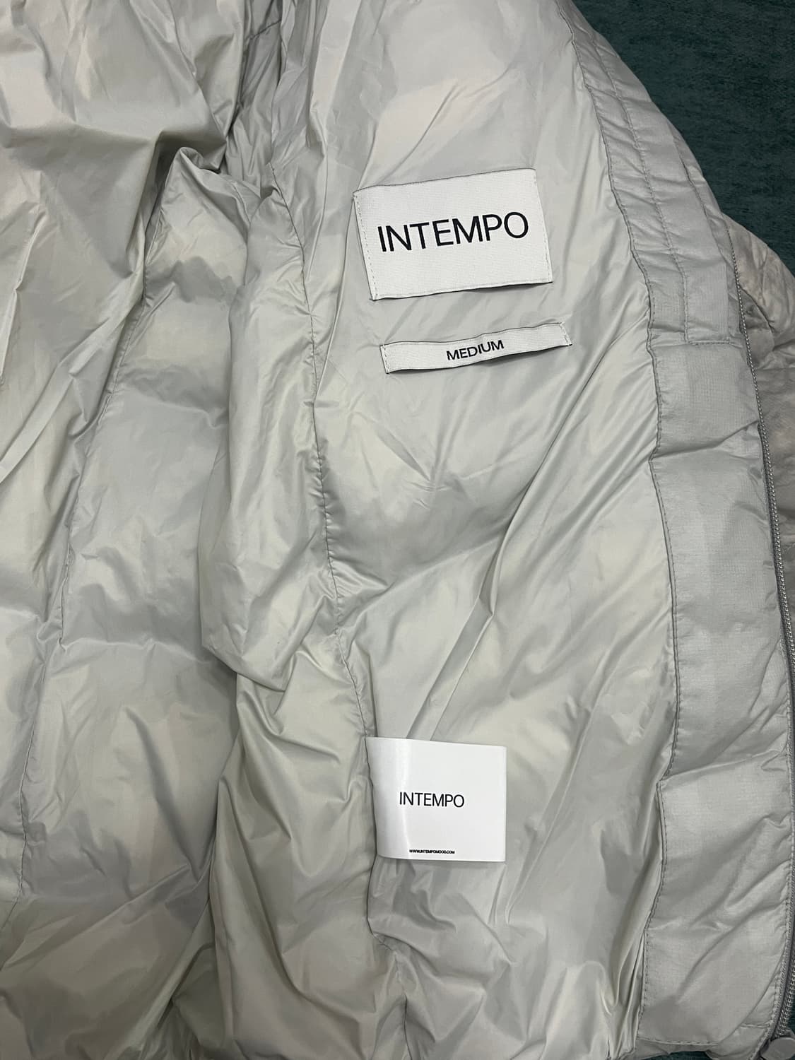 인템포무드 예티 푸퍼 패딩 m 사이즈 상품이미지4