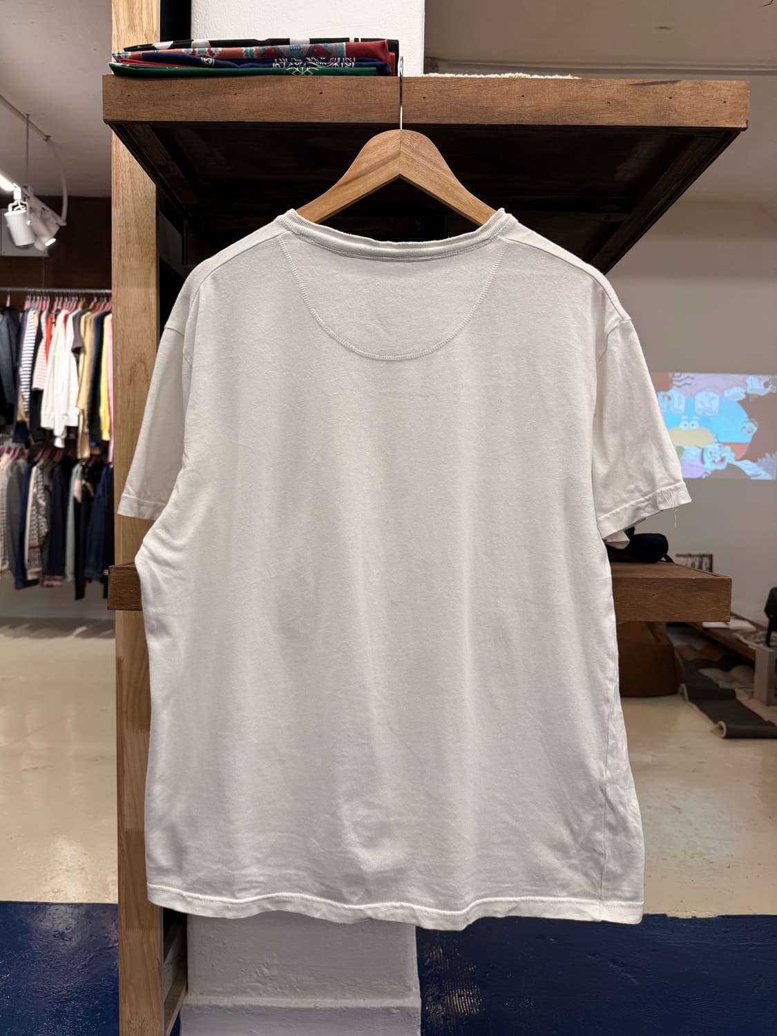 hippie 스페이스 오페라 버튼 반팔티 상품이미지4