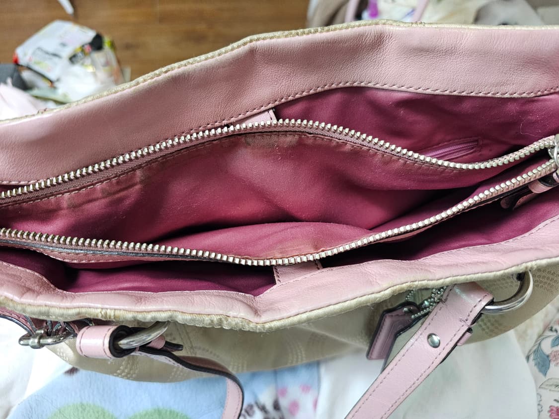 코치 핑크 숄더백 상품이미지2