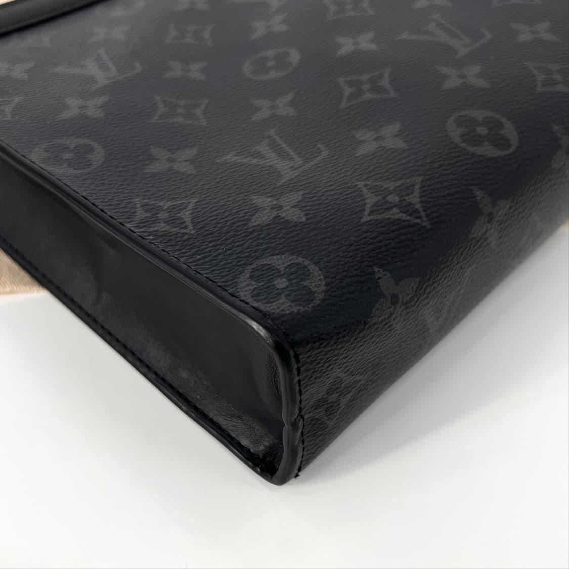 루이비통 이클립스 포쉐트 보야주 클러치백 (M61692) 상품이미지7